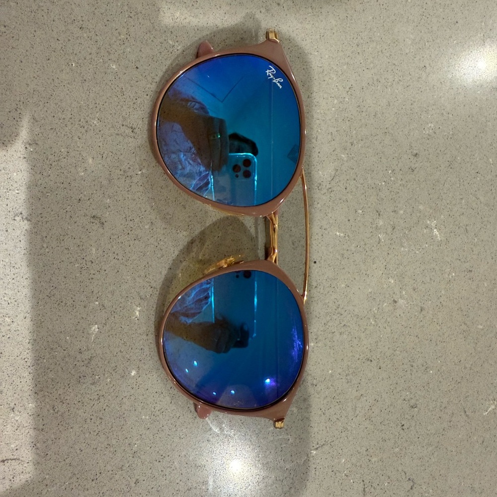Ray-Ban 🕶️